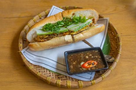 Banh-mi-saigon-sandwich-3